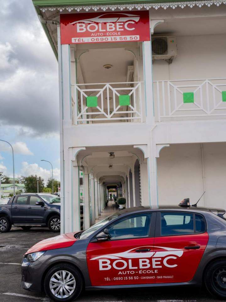 Véhicule auto-école Bolbec Guadeloupe