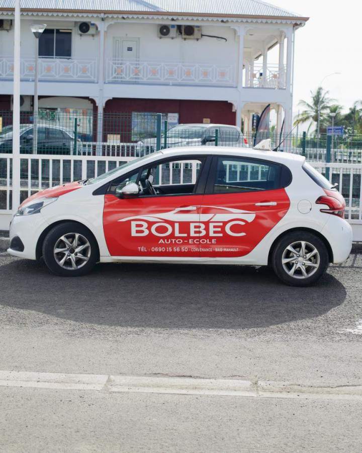 Véhicule auto-école Bolbec Guadeloupe