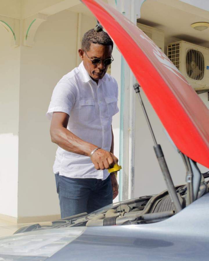 Véhicule auto-école Bolbec Guadeloupe
